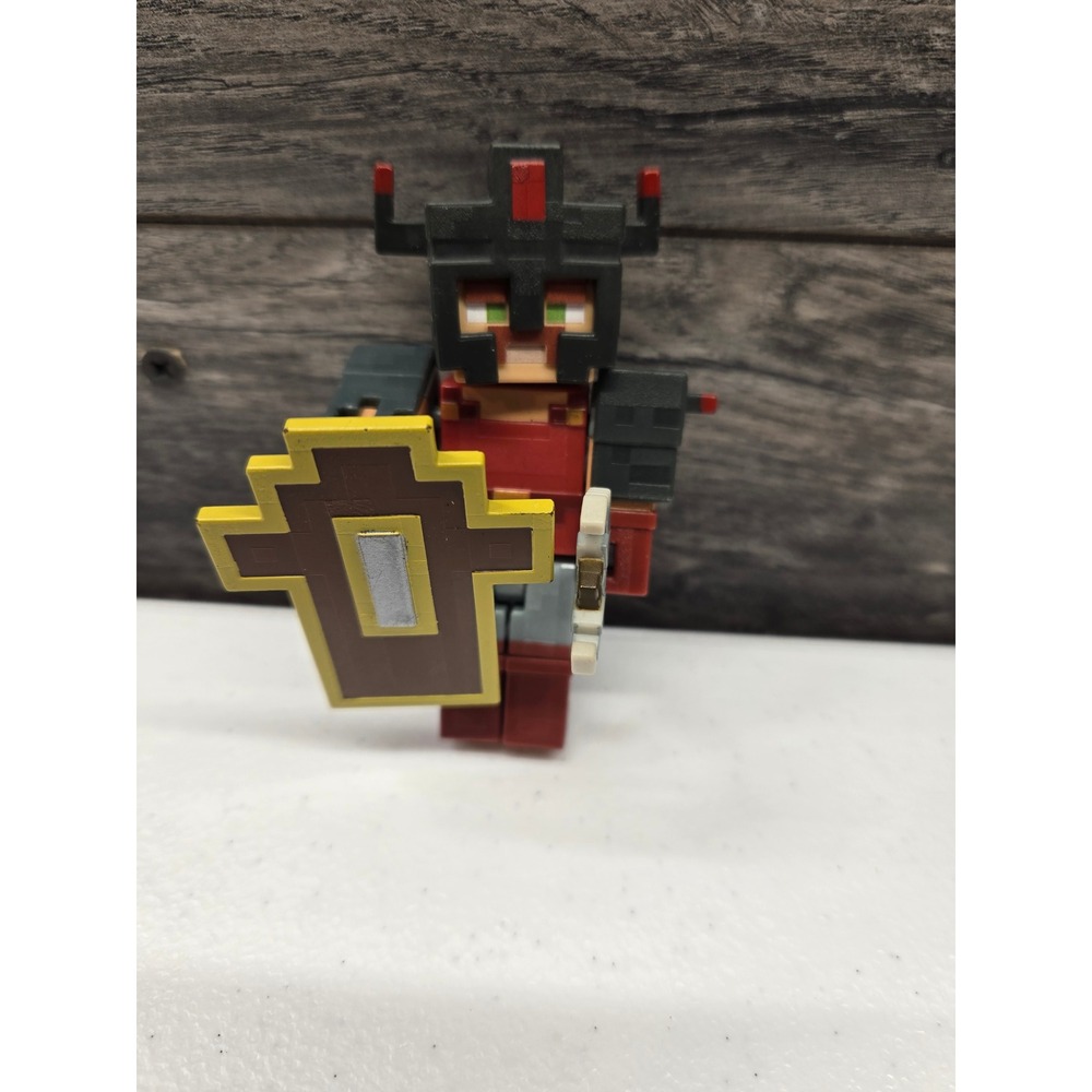 Minecraft Dungeons Valorie Action Figure with Shield and Weapon Accessory Armor